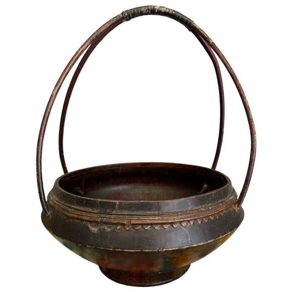 Antique Chinese Chrysanthemum Wooden Handled Bowl - Picture 7 of 11